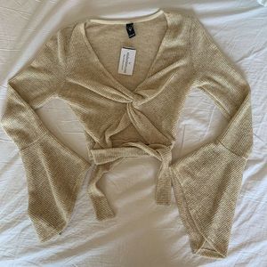 Long sleeve top